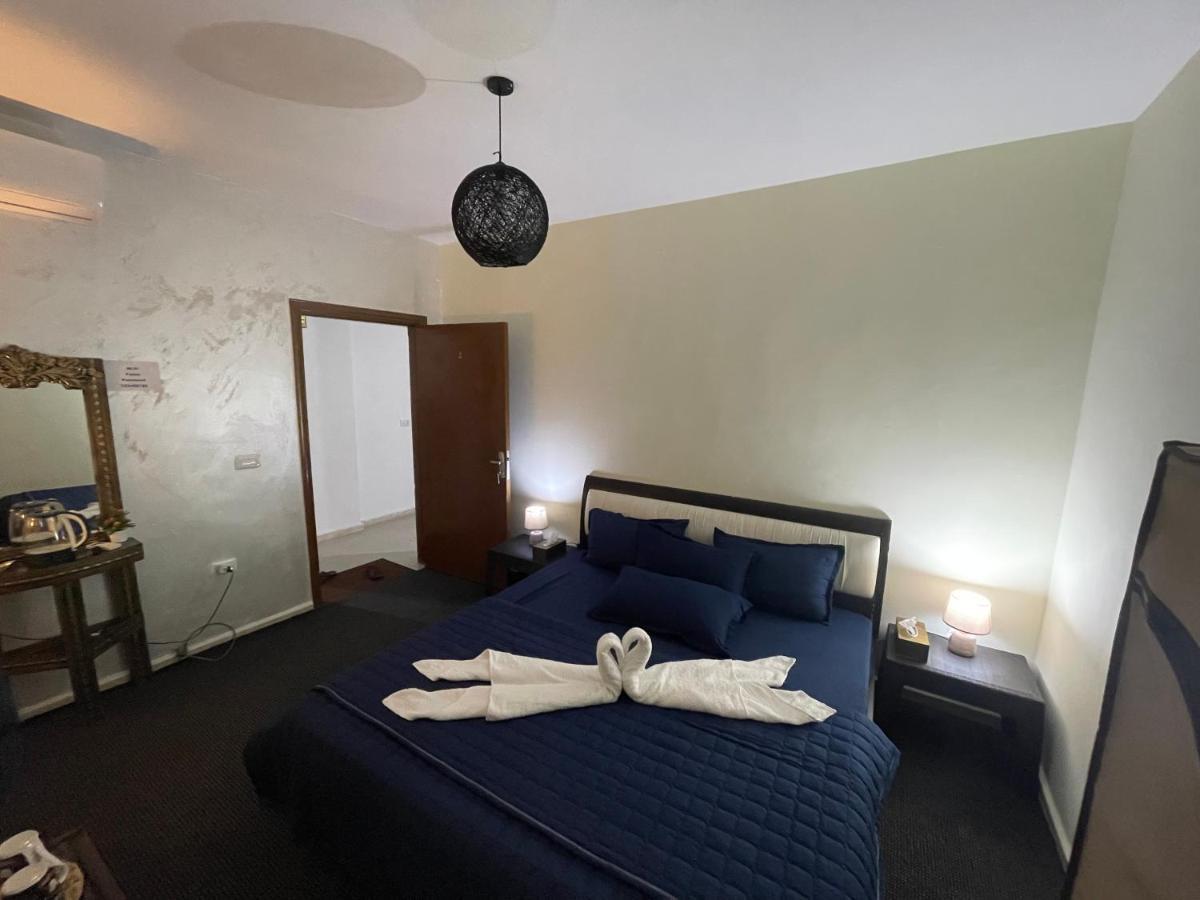 Hustle'S Look Bed & Breakfast Wadi Musa Exterior photo